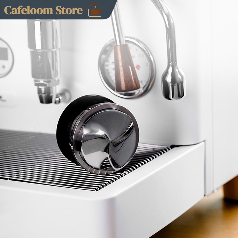 أداة توزيع القهوة ذاتية التسوي - مراجعة Coffee Tamper Leveler وسعره