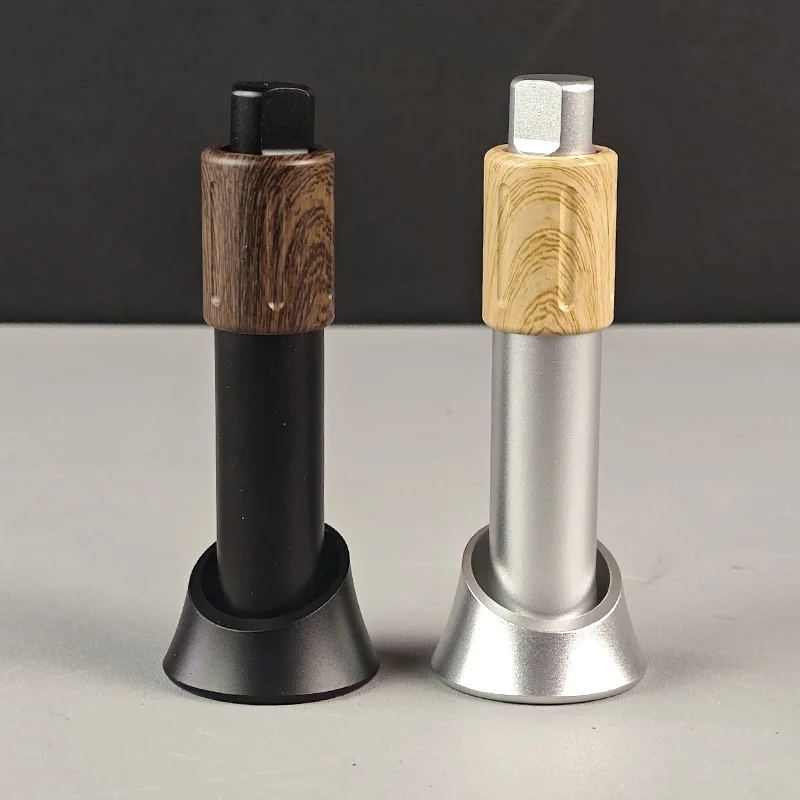 مطحنة قهوة إسبريسو مع أداة ضغط - مراجعة Coffee Tamper Leveler وسعره